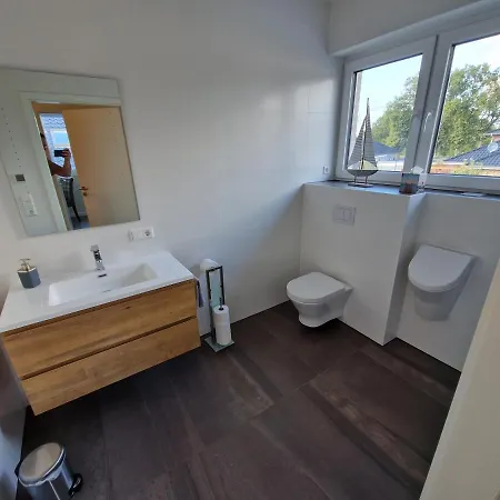 Apartment Nahe Meyer Werft In Ostfriesland Mit Kueche & Netflix *